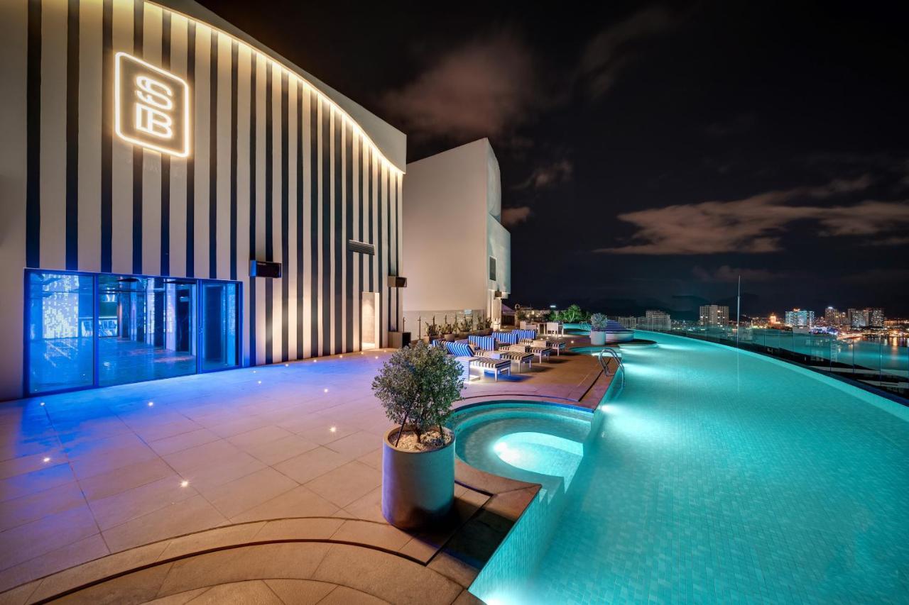 Az Five Stars Ocean View Apartment Nha Trang Buitenkant foto